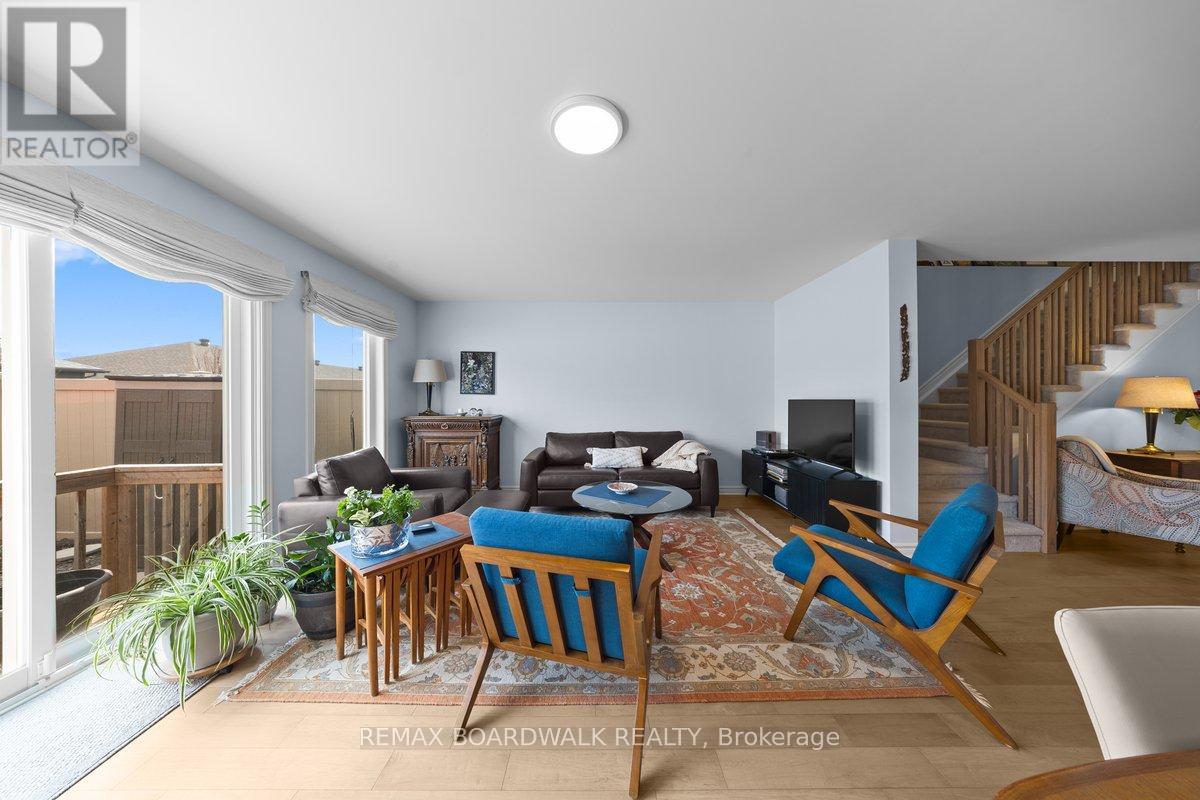 823 Reaume Street, Mississippi Mills, Ontario  K0A 1A0 - Photo 12 - X12996542