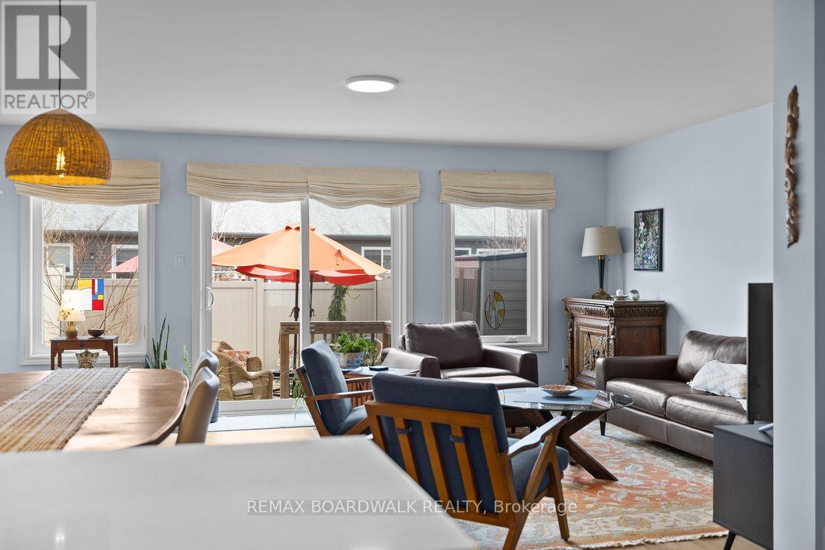 823 Reaume Street, Mississippi Mills, Ontario  K0A 1A0 - Photo 13 - X12996542