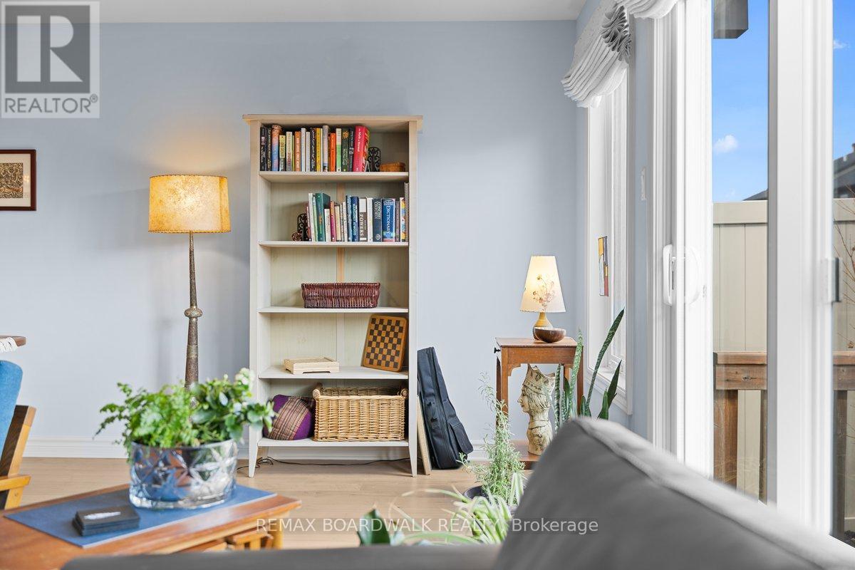 823 Reaume Street, Mississippi Mills, Ontario  K0A 1A0 - Photo 14 - X12996542