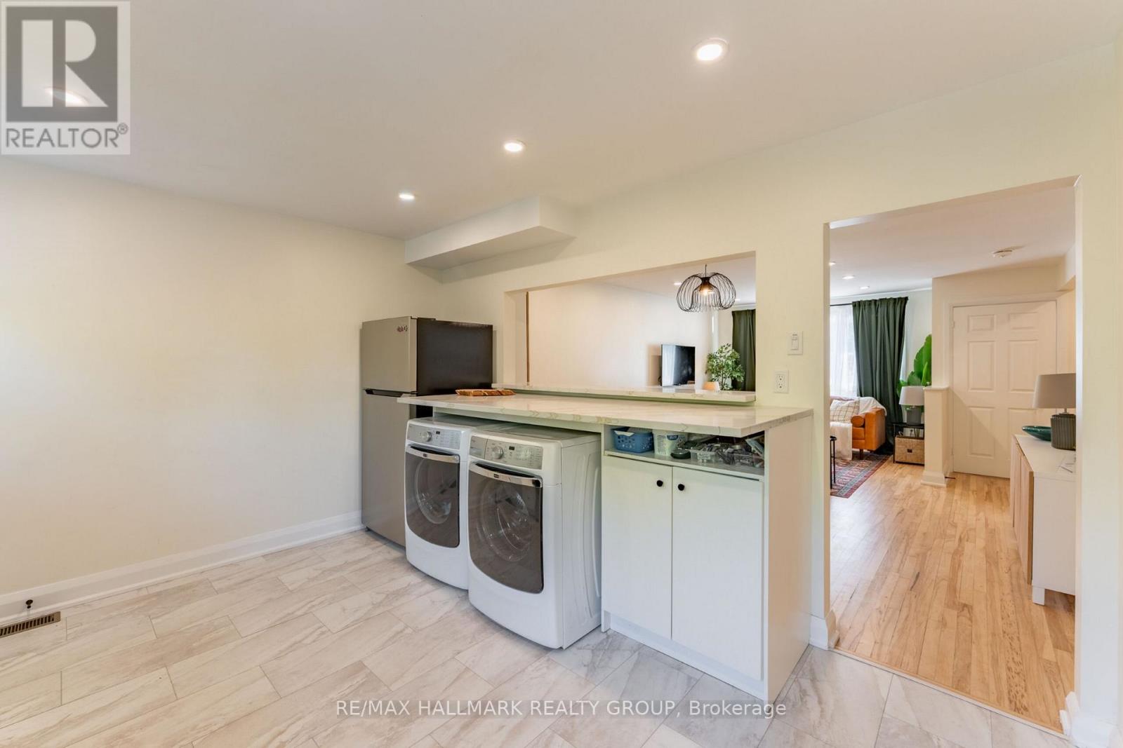 820 Grenon Avenue, Ottawa, Ontario  K2B 6G2 - Photo 10 - X12996652