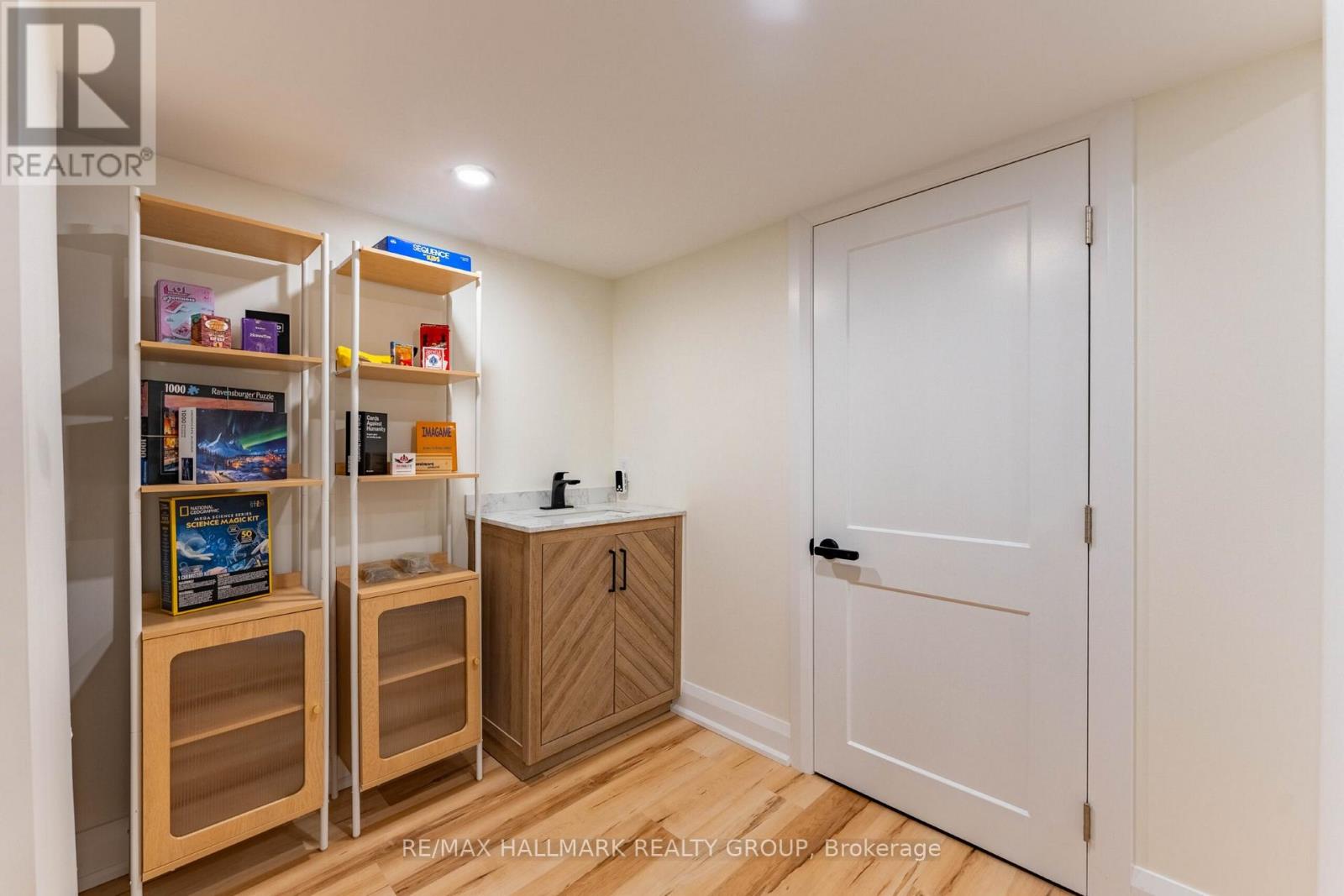 820 Grenon Avenue, Ottawa, Ontario  K2B 6G2 - Photo 32 - X12996652