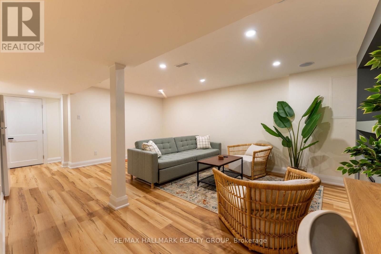 820 Grenon Avenue, Ottawa, Ontario  K2B 6G2 - Photo 38 - X12996652