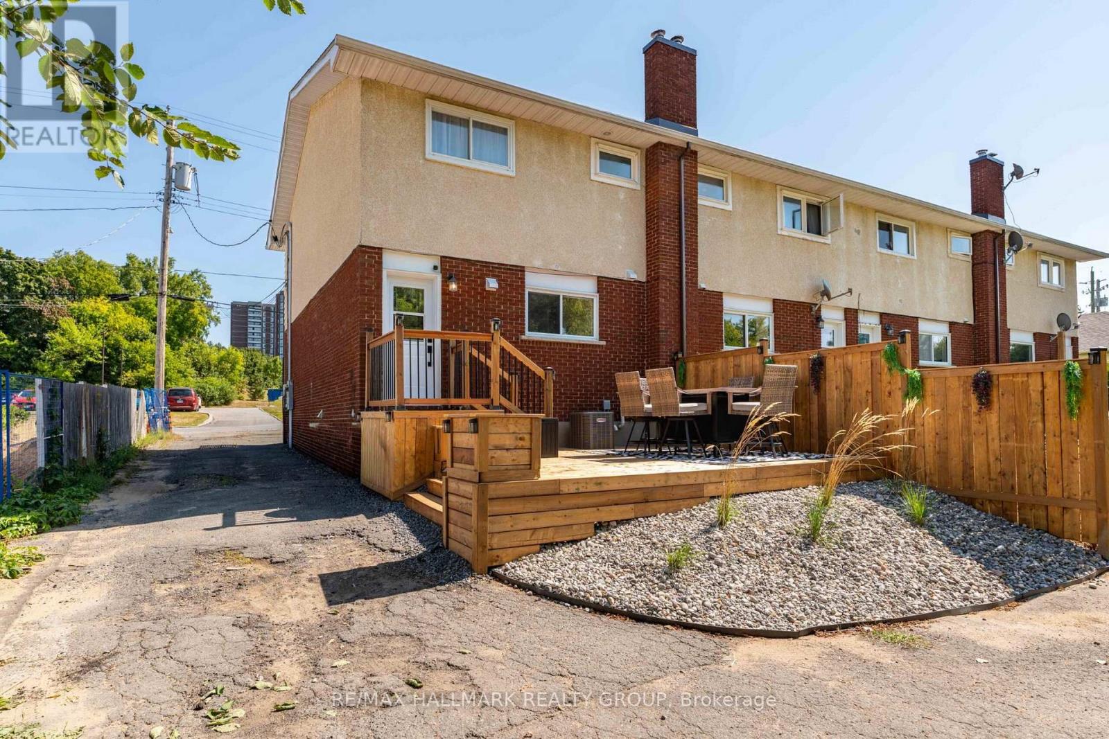 820 Grenon Avenue, Ottawa, Ontario  K2B 6G2 - Photo 40 - X12996652