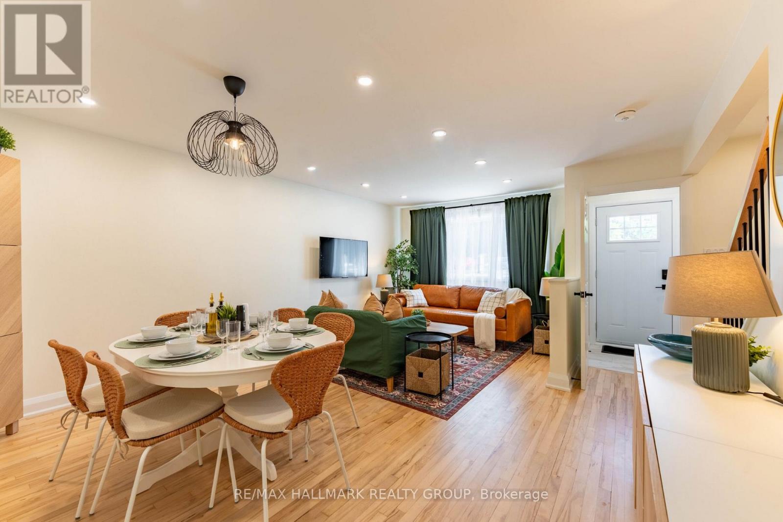 820 Grenon Avenue, Ottawa, Ontario  K2B 6G2 - Photo 6 - X12996652