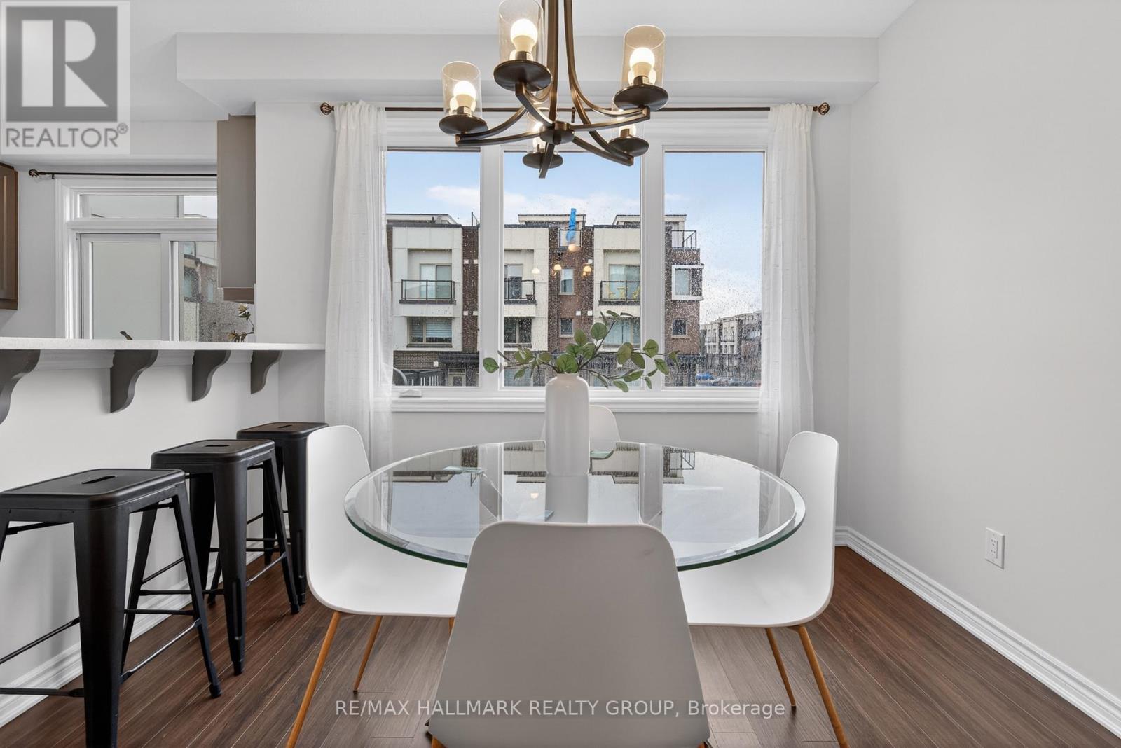 805 Kiniw Private, Ottawa, Ontario  K1K 4Z4 - Photo 17 - X12996738