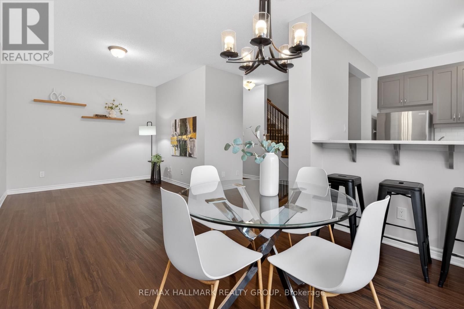 805 Kiniw Private, Ottawa, Ontario  K1K 4Z4 - Photo 18 - X12996738