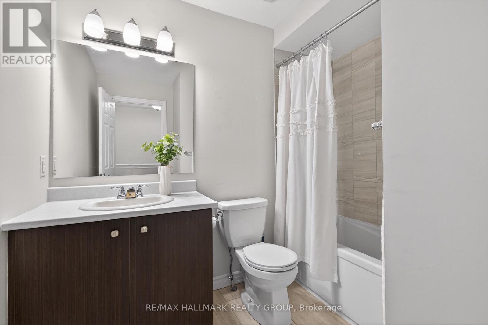 805 Kiniw Private, Ottawa, Ontario  K1K 4Z4 - Photo 25 - X12996738