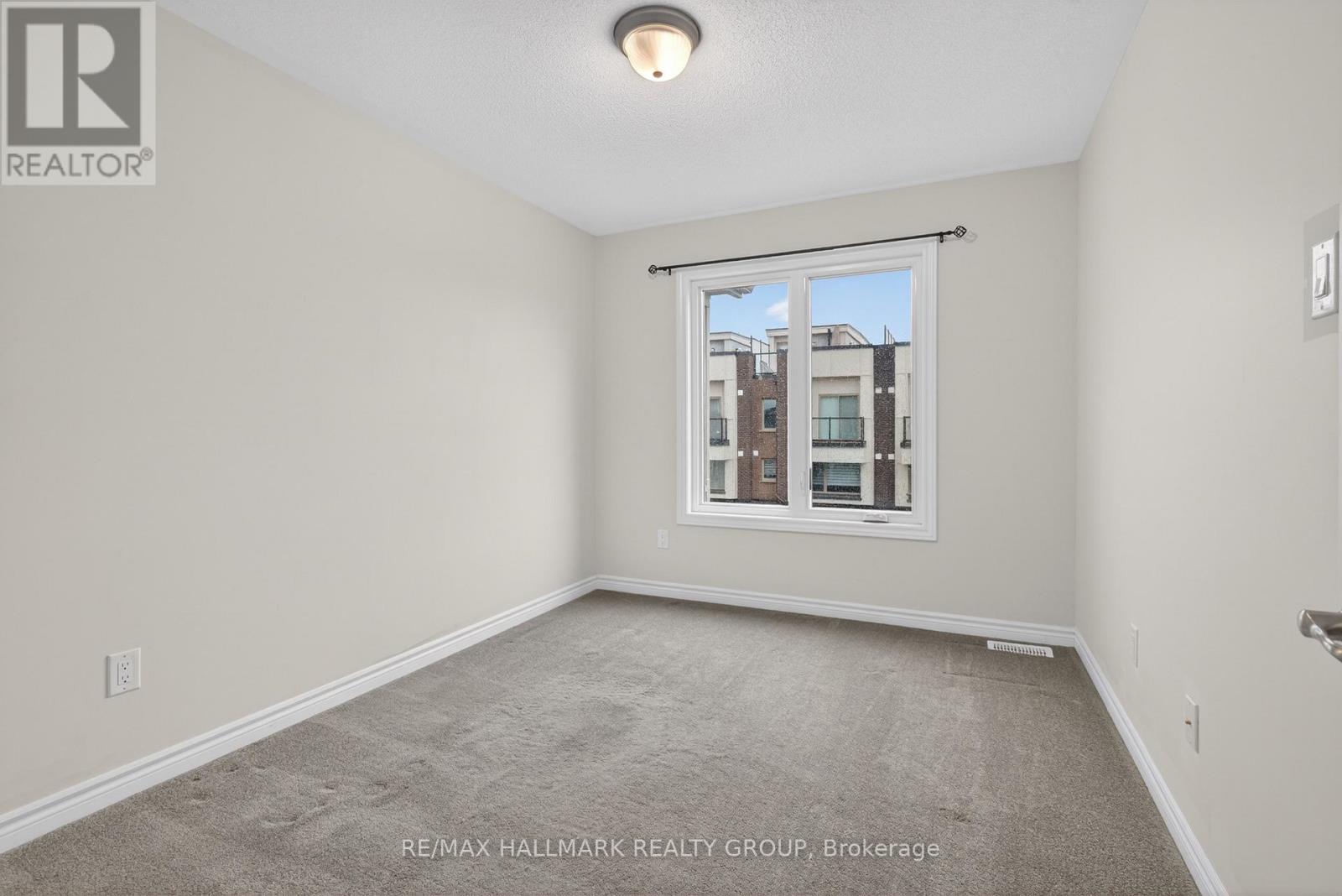 805 Kiniw Private, Ottawa, Ontario  K1K 4Z4 - Photo 31 - X12996738