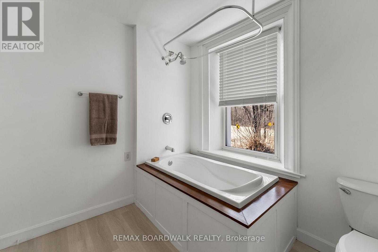 584 Ford Road, Montague, Ontario  K7A 4S4 - Photo 18 - X12996812