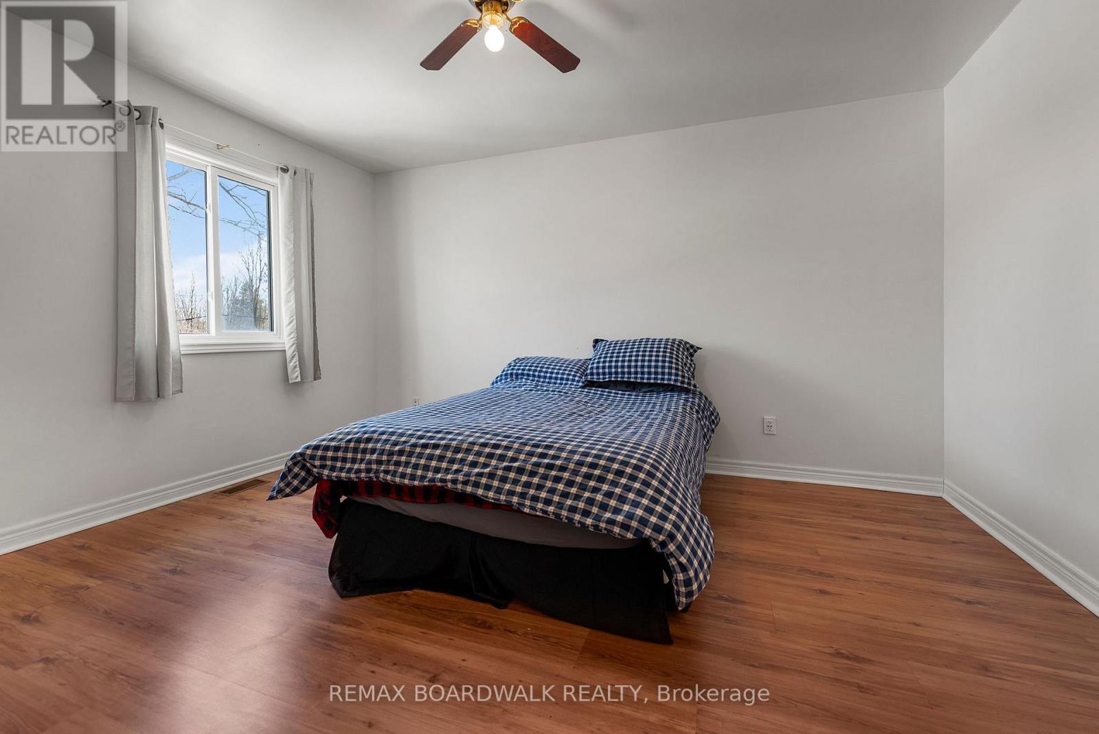 584 Ford Road, Montague, Ontario  K7A 4S4 - Photo 31 - X12996812