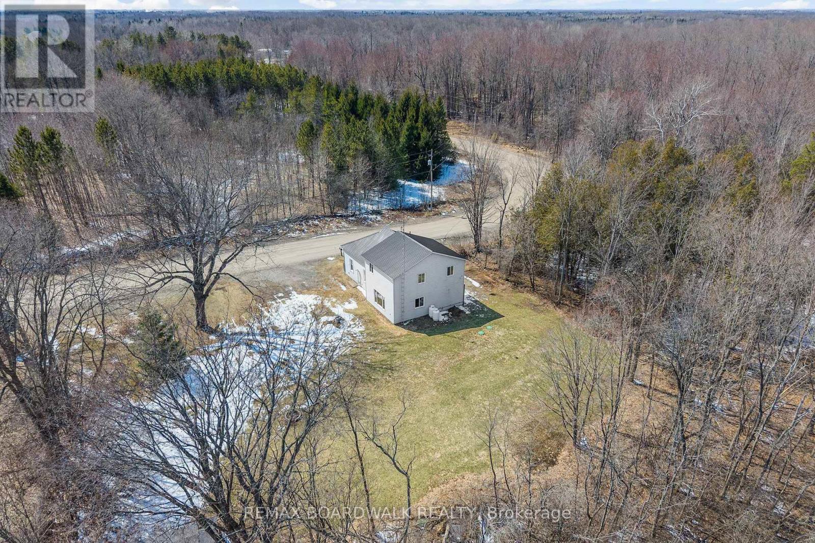 584 Ford Road, Montague, Ontario  K7A 4S4 - Photo 48 - X12996812