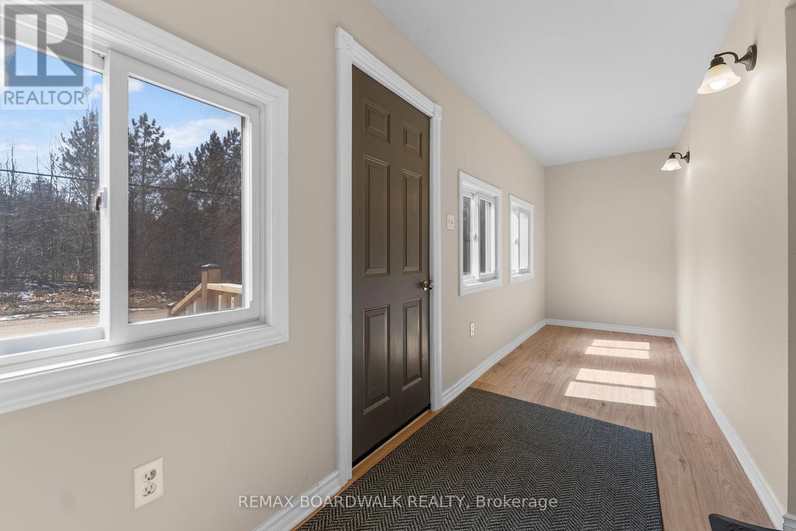 584 Ford Road, Montague, Ontario  K7A 4S4 - Photo 7 - X12996812