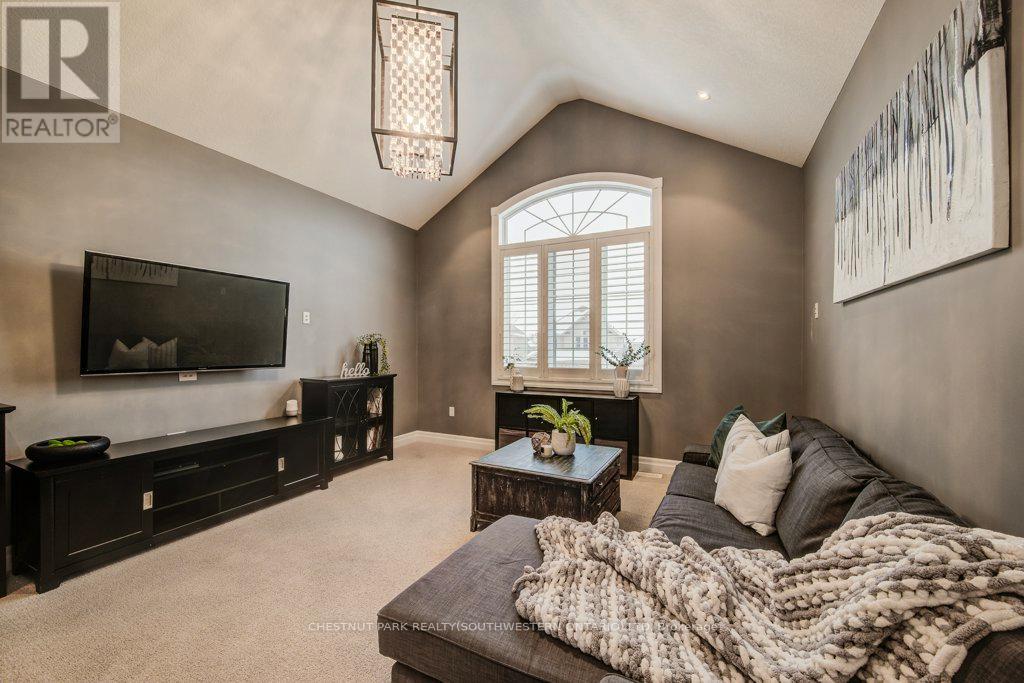 58 Eden Oak Trail, Kitchener, Ontario  N2A 0G3 - Photo 25 - X12996404