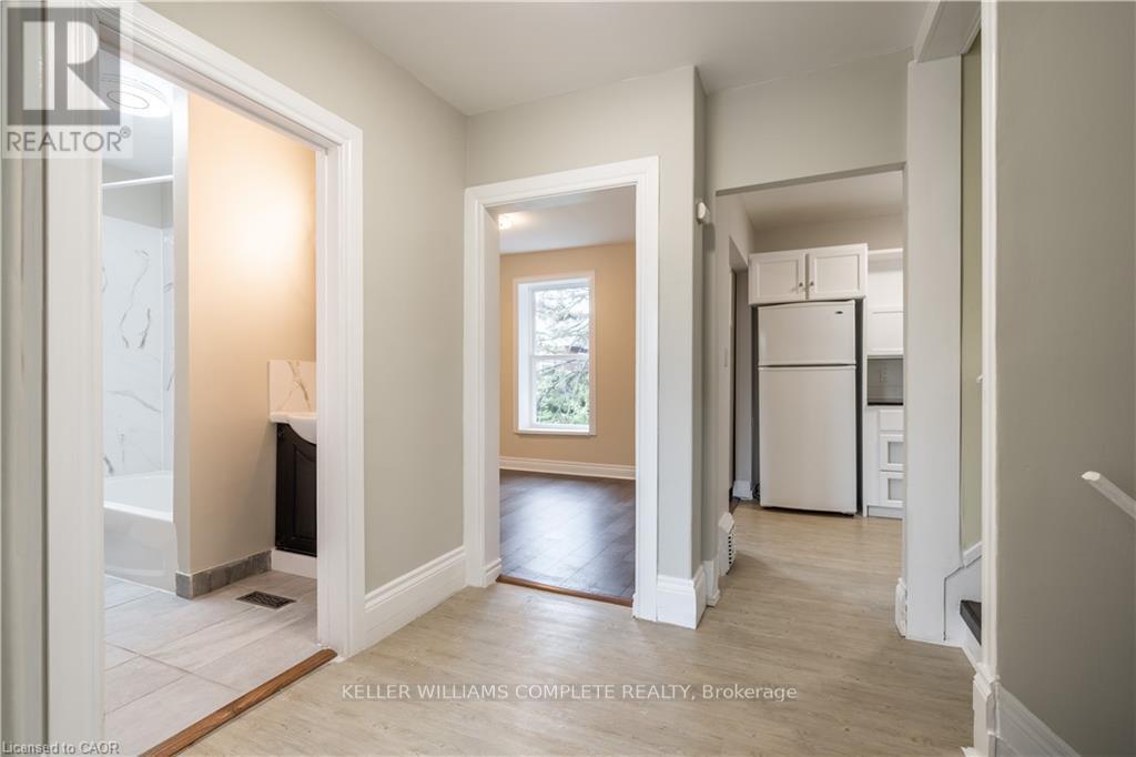 Main - 16 Sherman Avenue S, Hamilton, Ontario  L8M 2P4 - Photo 16 - X12996450