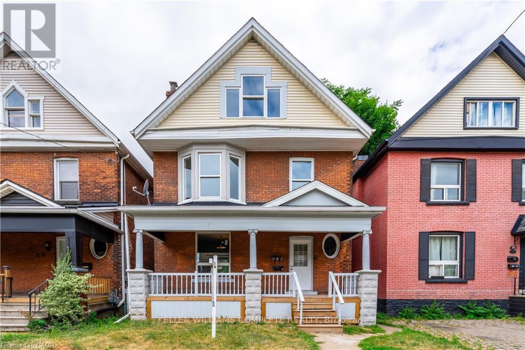 Main - 16 Sherman Avenue S, Hamilton, Ontario  L8M 2P4 - Photo 2 - X12996450