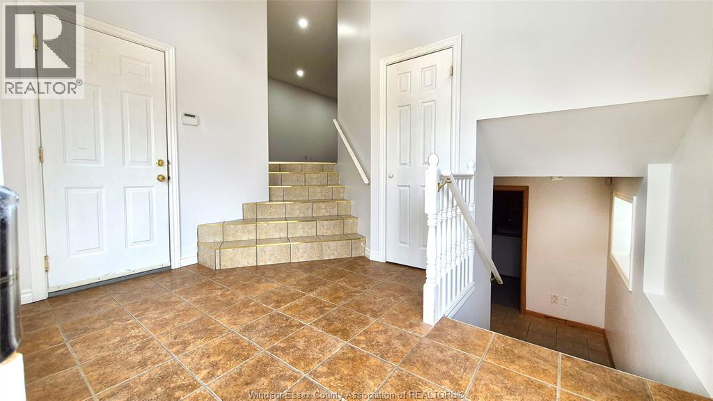 3908 Byng Road, Windsor, Ontario  N8W 3J6 - Photo 2 - 26008091