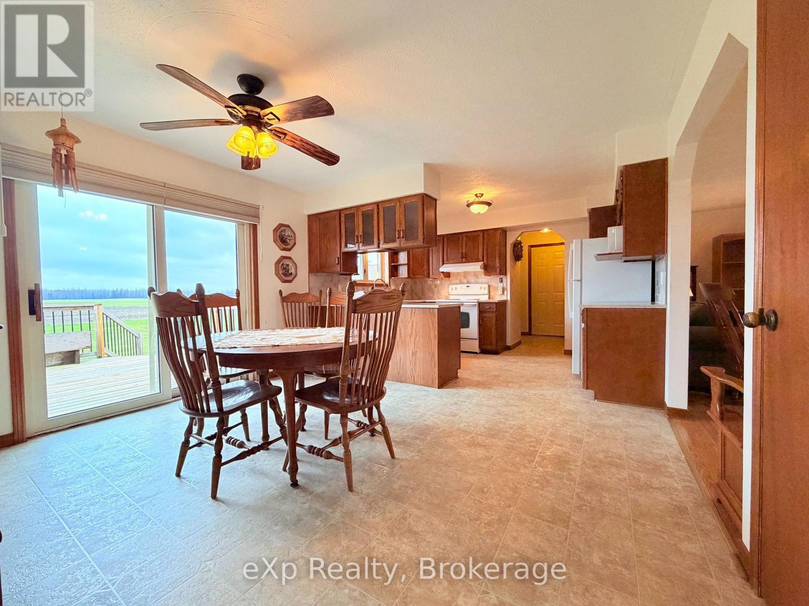 142168 Grey 9 Road, West Grey, Ontario  N0G 1C0 - Photo 9 - X12996716