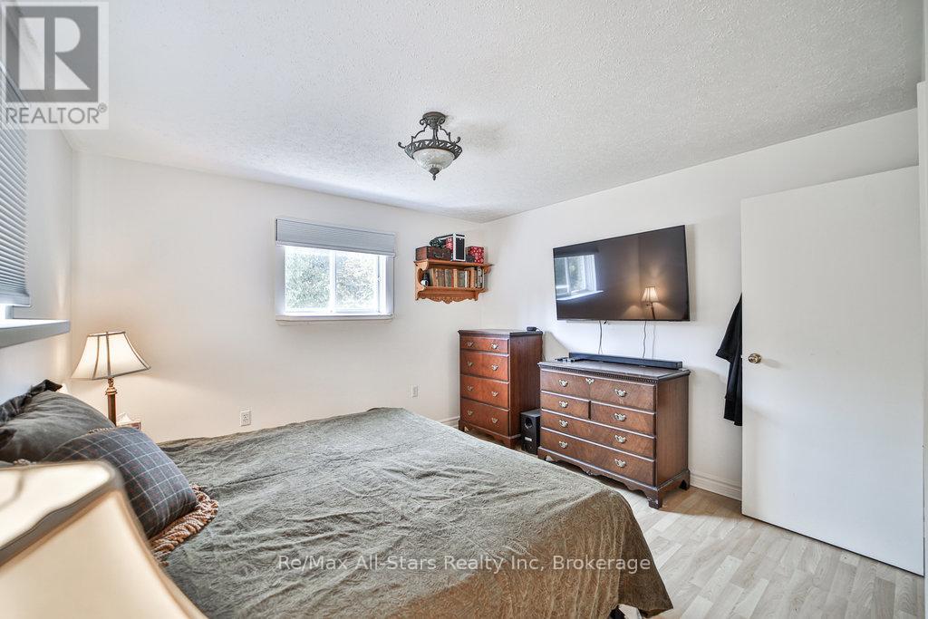 410 Etwell Road, Huntsville, Ontario  P1H 2J2 - Photo 17 - X12996726