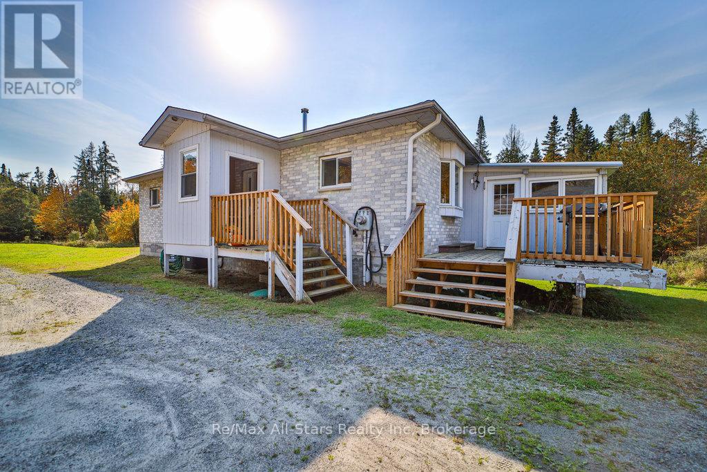 410 Etwell Road, Huntsville, Ontario  P1H 2J2 - Photo 8 - X12996726