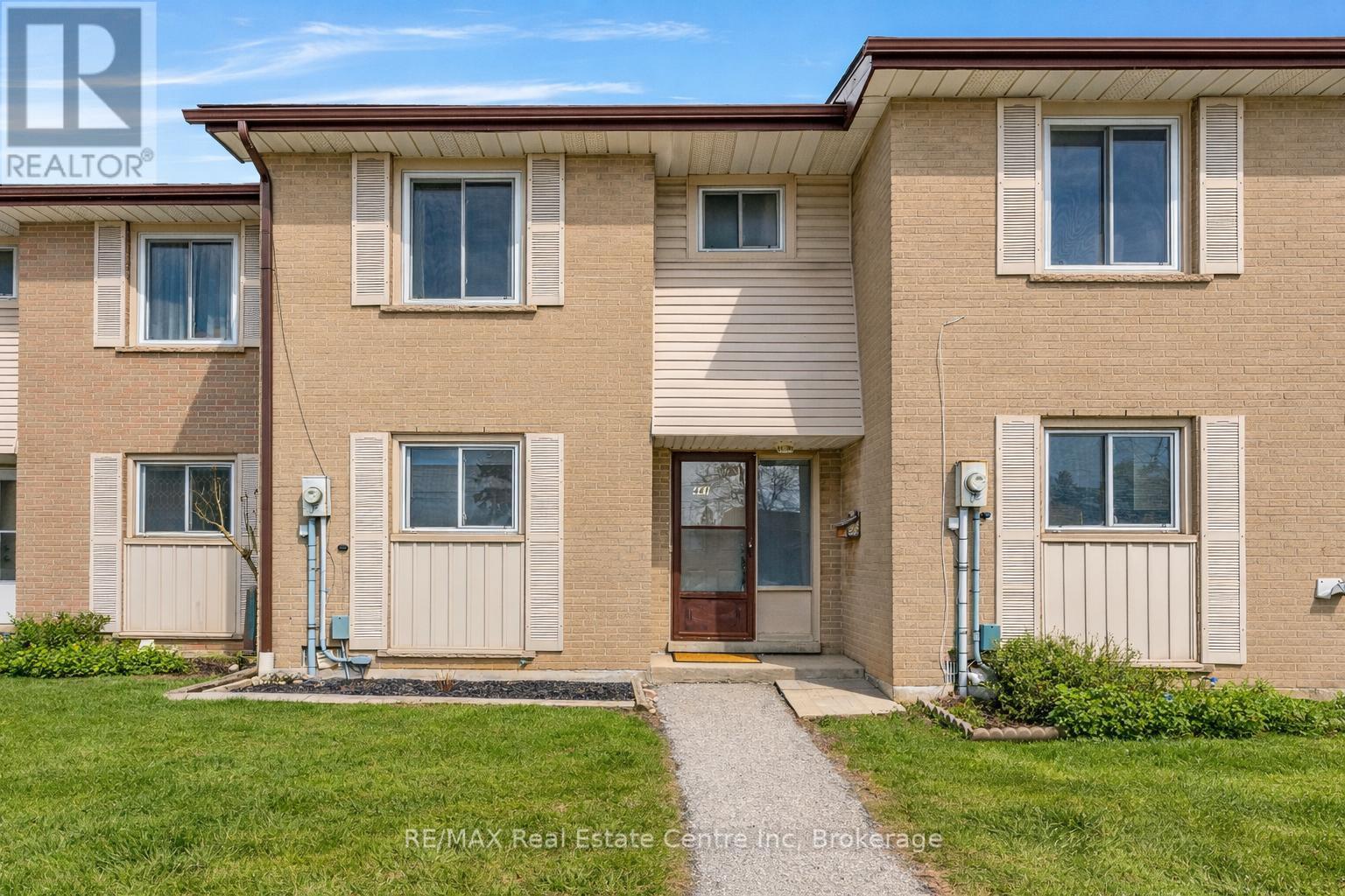 441 Victoria Road N, Guelph, Ontario  N1E 5J9 - Photo 2 - X12996788