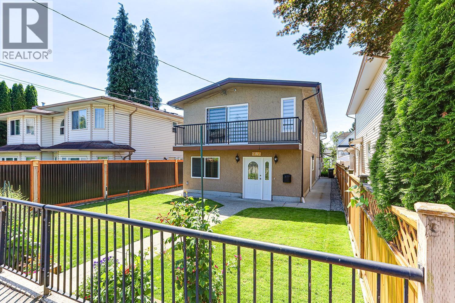 2142 Grant Avenue, Port Coquitlam, British Columbia  V3B 1R2 - Photo 2 - R3110760