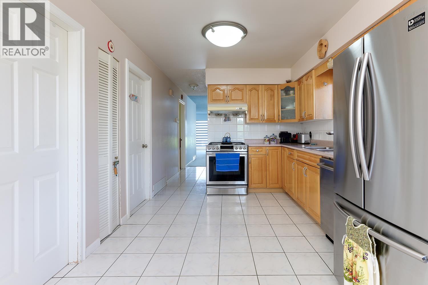 2142 Grant Avenue, Port Coquitlam, British Columbia  V3B 1R2 - Photo 14 - R3110760