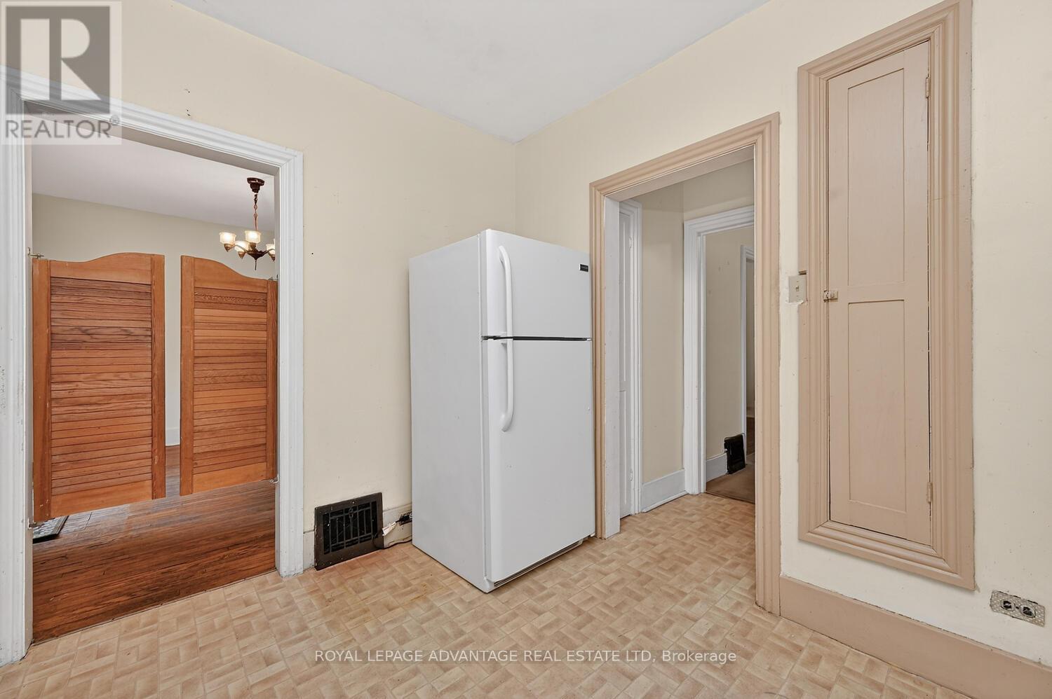 21 Gladstone Avenue, Smiths Falls, Ontario  K7A 1R5 - Photo 17 - X12996488