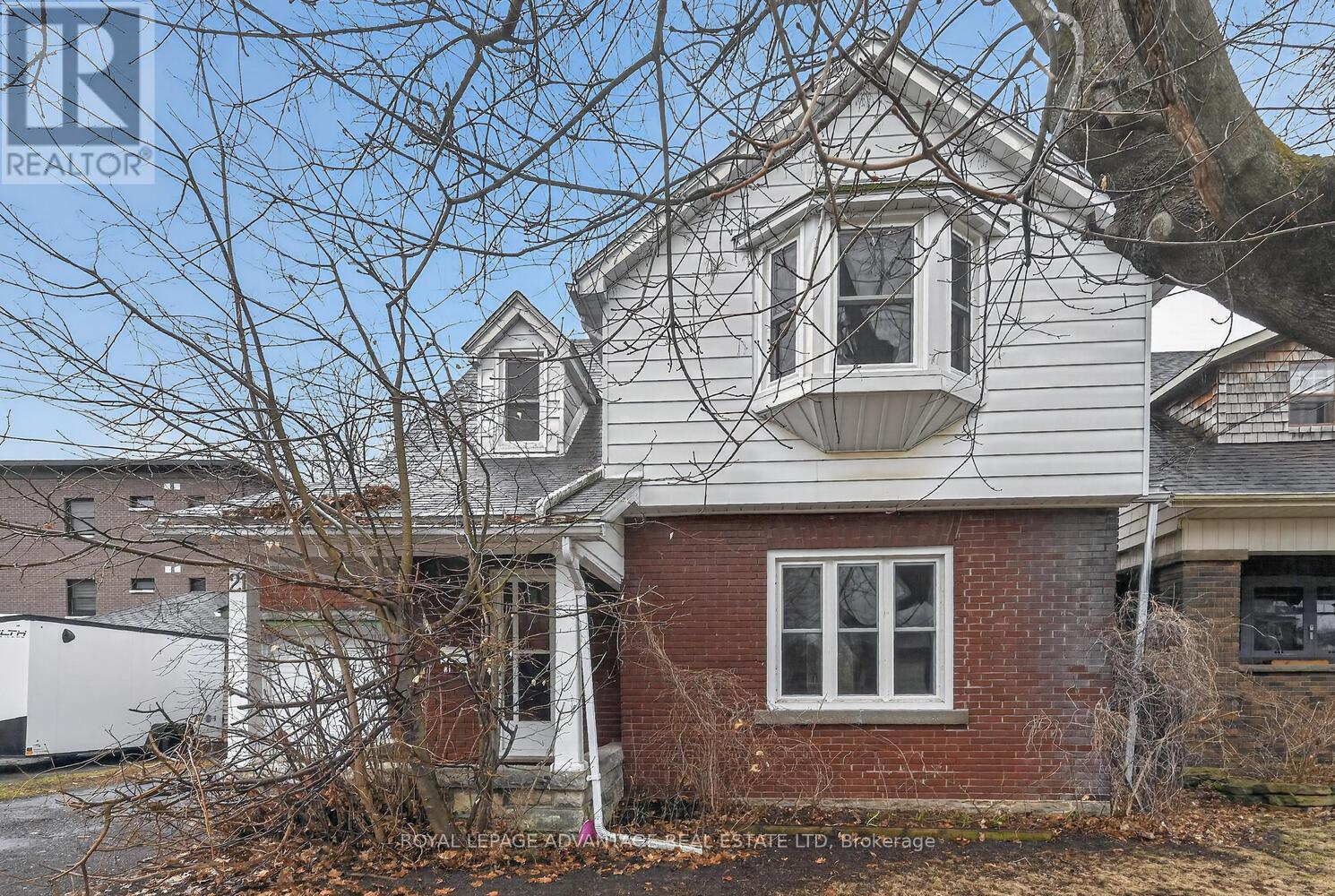 21 Gladstone Avenue, Smiths Falls, Ontario  K7A 1R5 - Photo 5 - X12996488