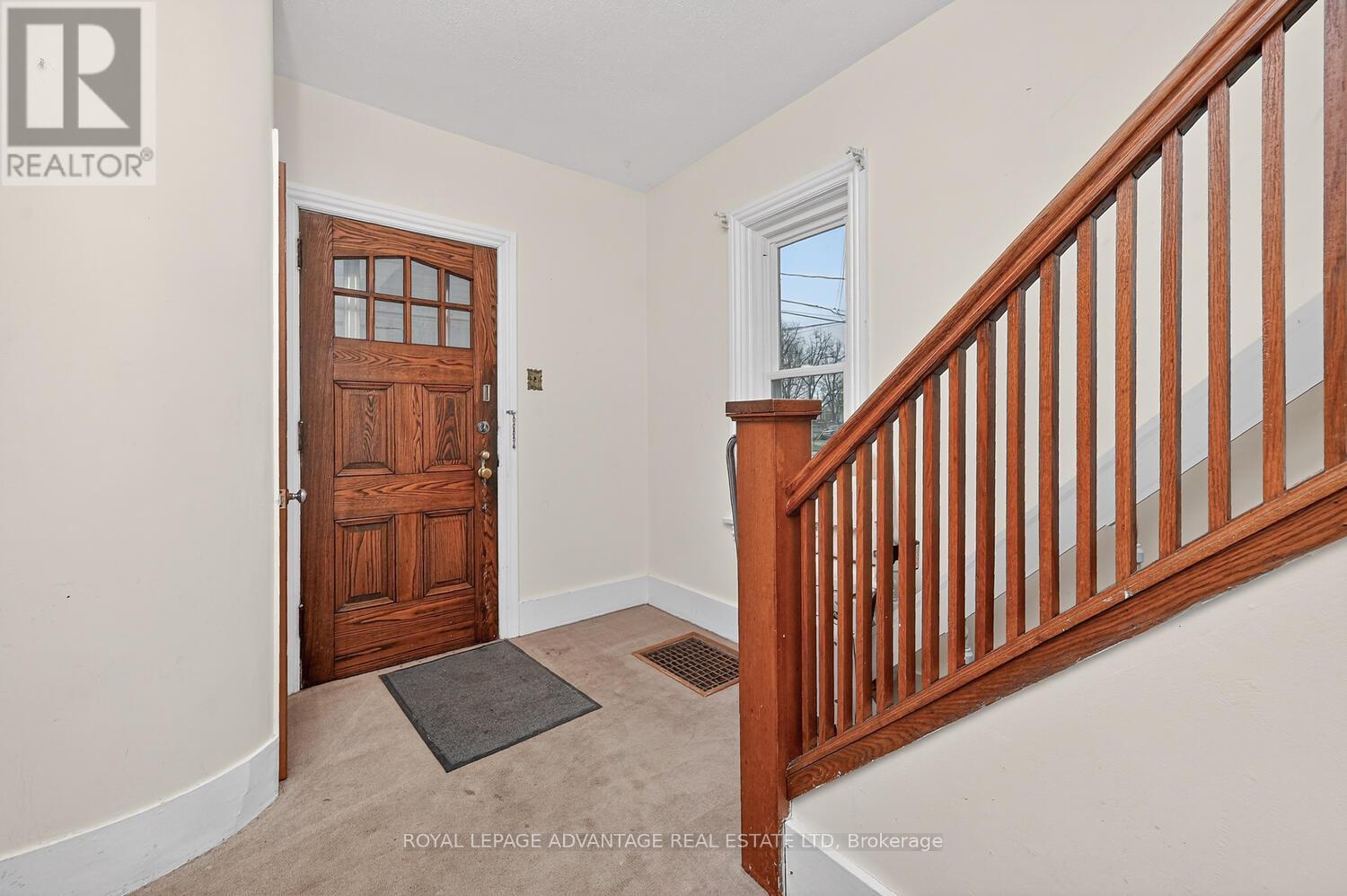 21 Gladstone Avenue, Smiths Falls, Ontario  K7A 1R5 - Photo 6 - X12996488