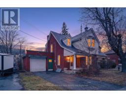 21 GLADSTONE AVENUE, Smiths Falls, Ontario