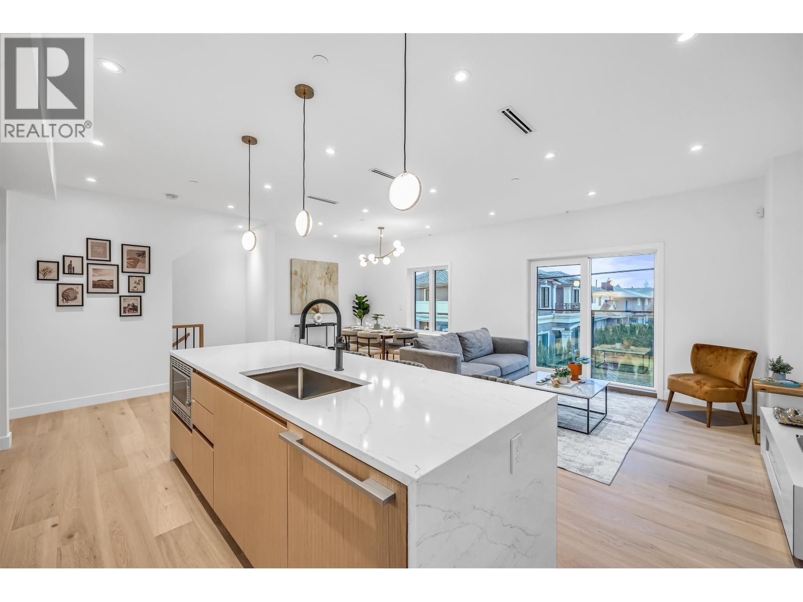 1016 W 52nd Avenue, Vancouver, British Columbia  V6P 1H5 - Photo 4 - R3108169