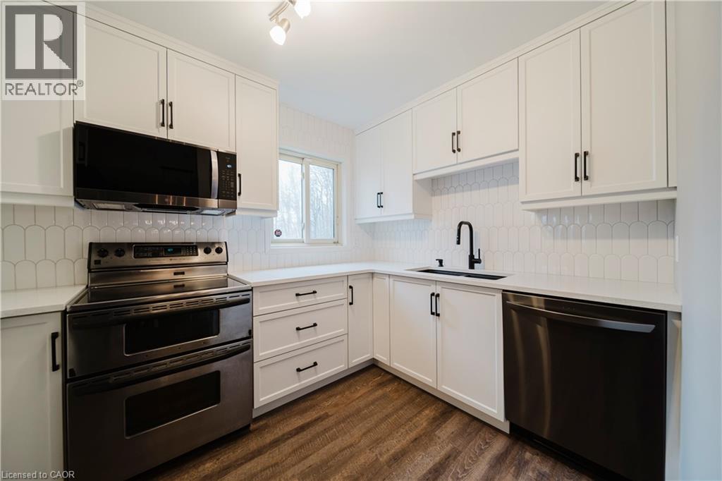 20 Forrest Avenue W Unit# 13, New Hamburg, Ontario  N3A 1Y2 - Photo 4 - 40813211