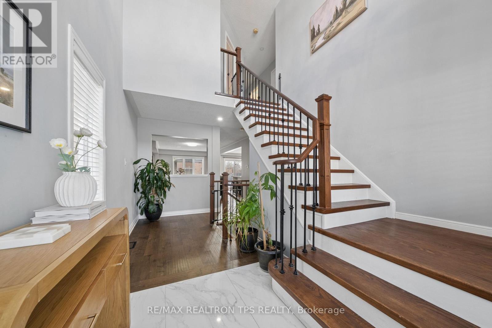 87 Madden Place, Clarington, Ontario  L1C 5K3 - Photo 4 - E12996378