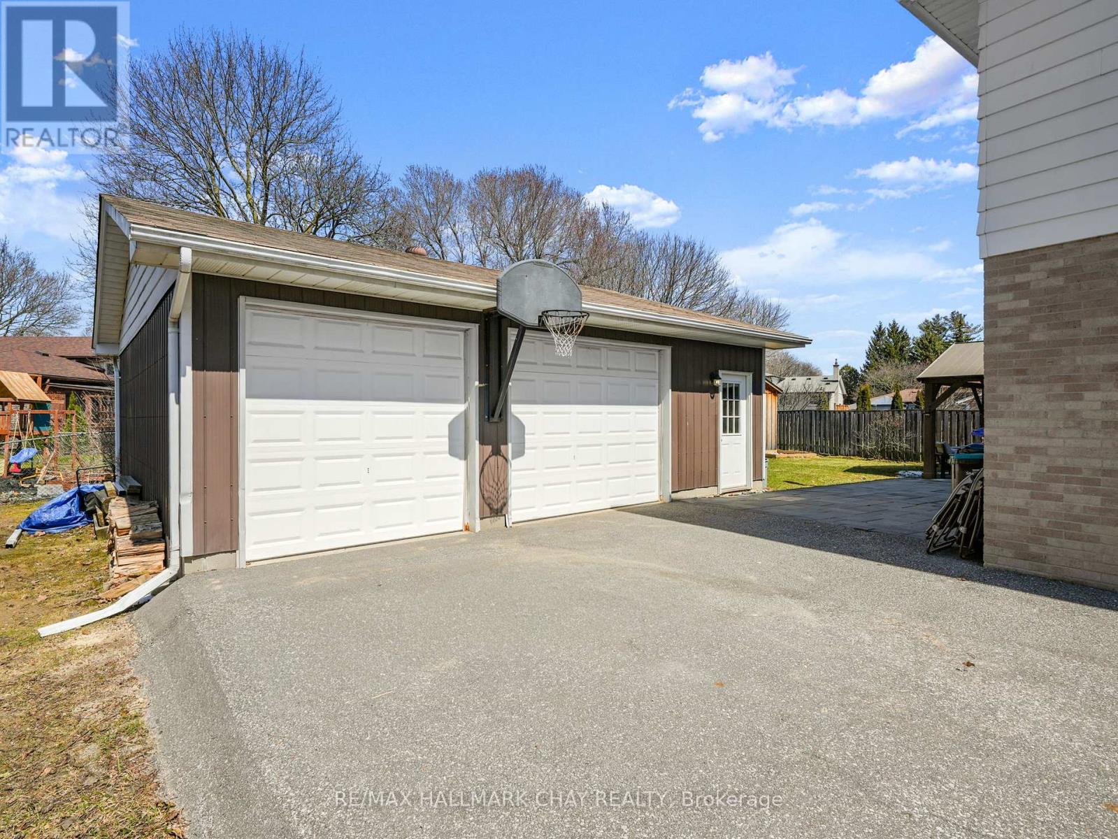 190 Mackenzie Street, New Tecumseth, Ontario  L9R 1B8 - Photo 29 - N12990106