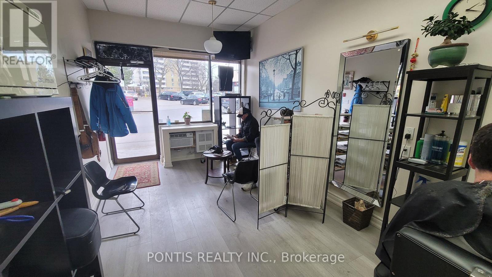 2531 Pharmacy Avenue, Toronto, Ontario  M1W 2K2 - Photo 5 - E12995202