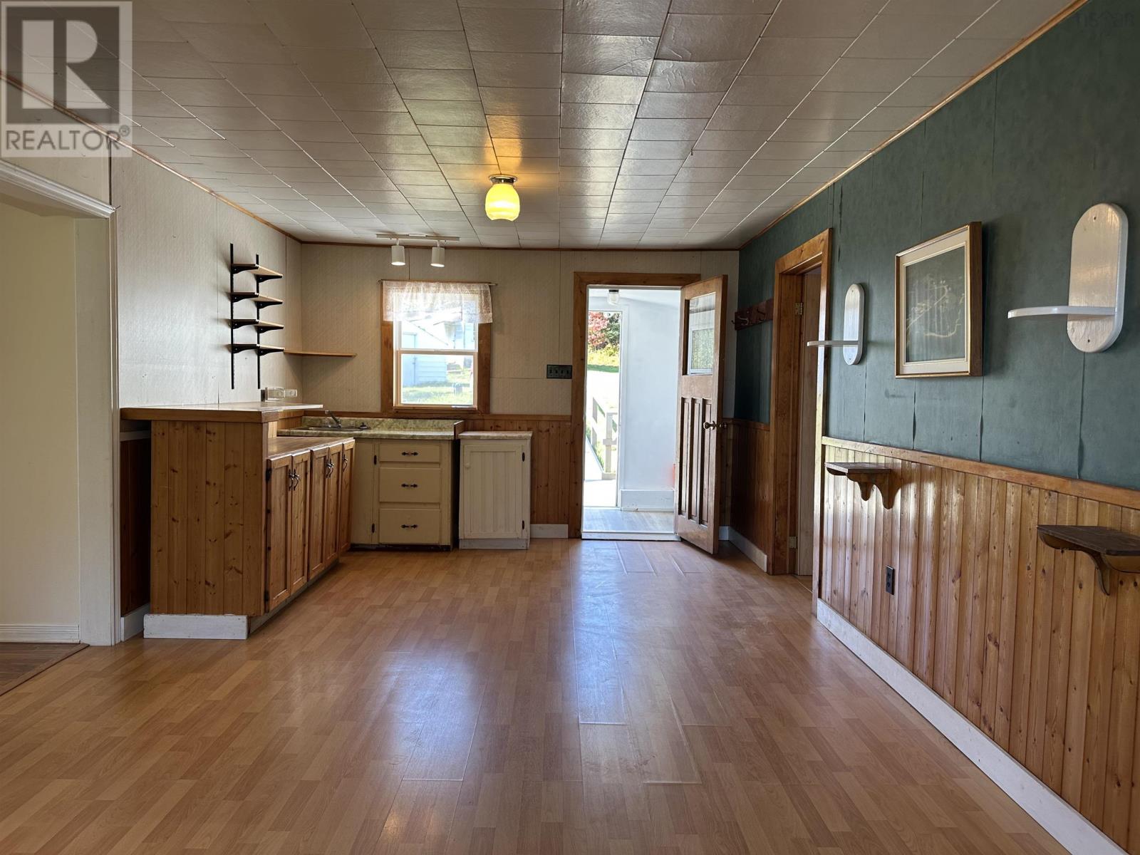 46 Beaver Harbour Road, Beaver Harbour, Nova Scotia  B0J 2R0 - Photo 12 - 202525756