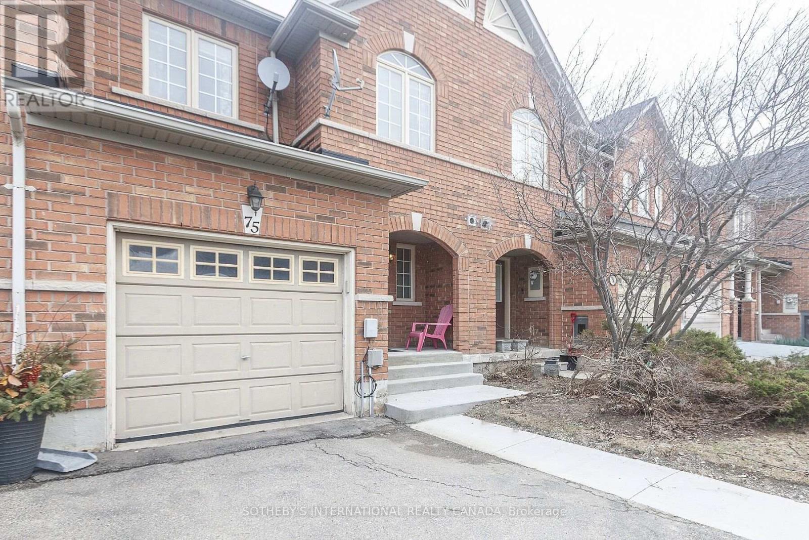 75 Rockgarden Trail, Brampton, Ontario  L6R 3M9 - Photo 2 - W12965064