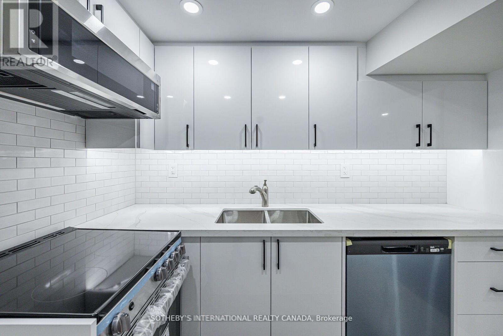 Bsmnt - 942 Fletcher Valley Crescent, Mississauga, Ontario  L5J 2X7 - Photo 10 - W12977982