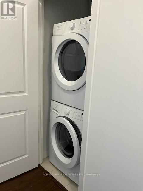 1402 - 320 Tweedsmuir Avenue, Toronto, Ontario  M5P 2Y3 - Photo 7 - C12996468