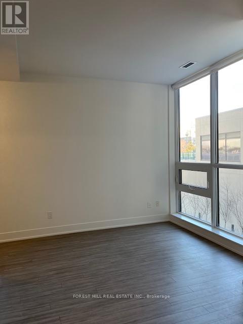 320 - 310 Tweedsmuir Avenue, Toronto, Ontario  M5P 2Y2 - Photo 6 - C12996492