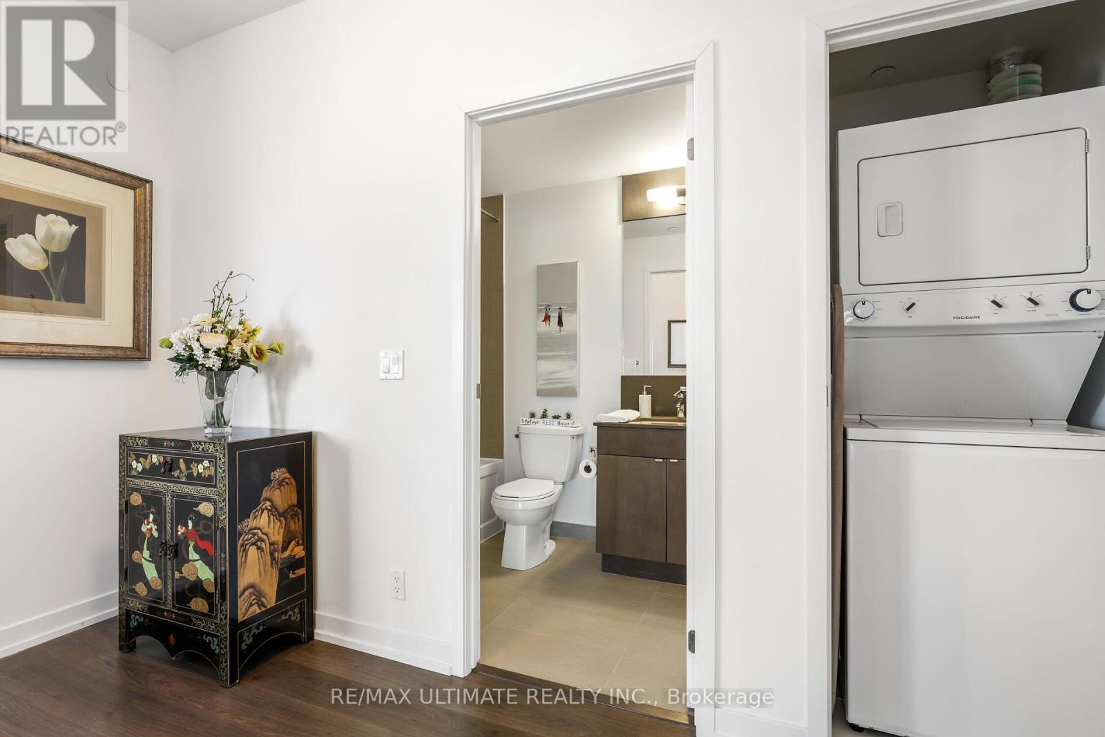 1812 - 98 Lillian Street, Toronto, Ontario  M4S 0A5 - Photo 13 - C12996514