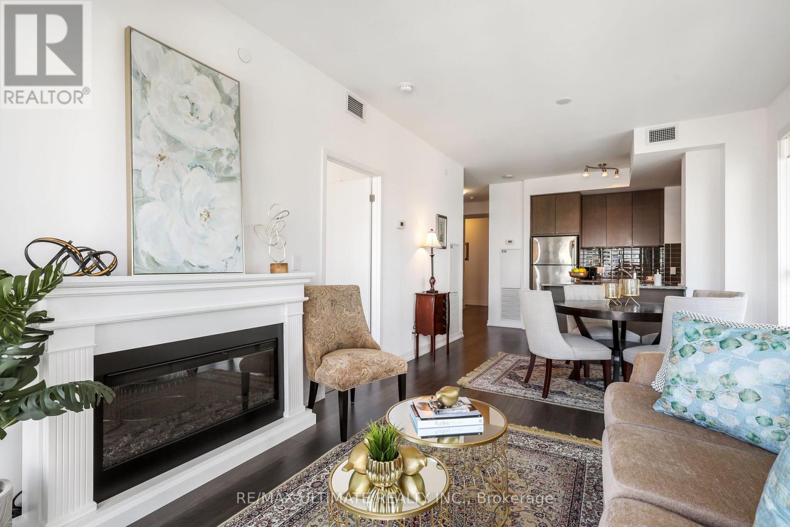 1812 - 98 Lillian Street, Toronto, Ontario  M4S 0A5 - Photo 3 - C12996514