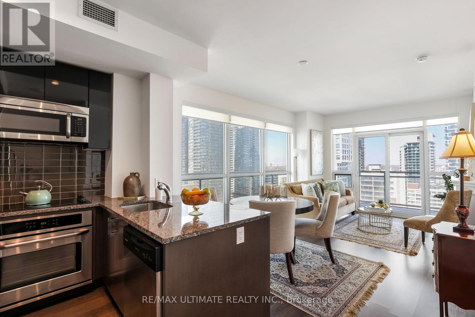 1812 - 98 Lillian Street, Toronto, Ontario  M4S 0A5 - Photo 7 - C12996514