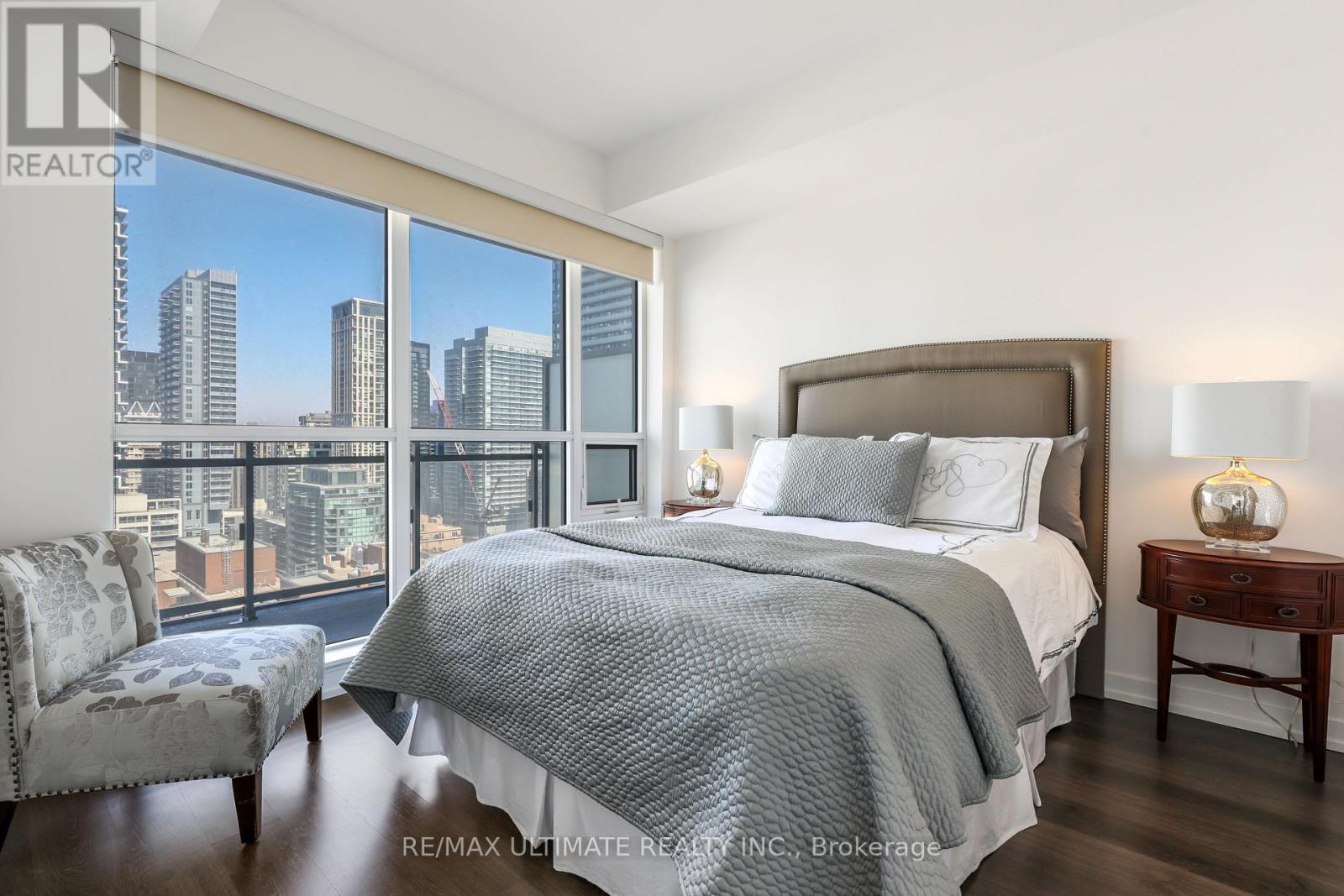 1812 - 98 Lillian Street, Toronto, Ontario  M4S 0A5 - Photo 9 - C12996514