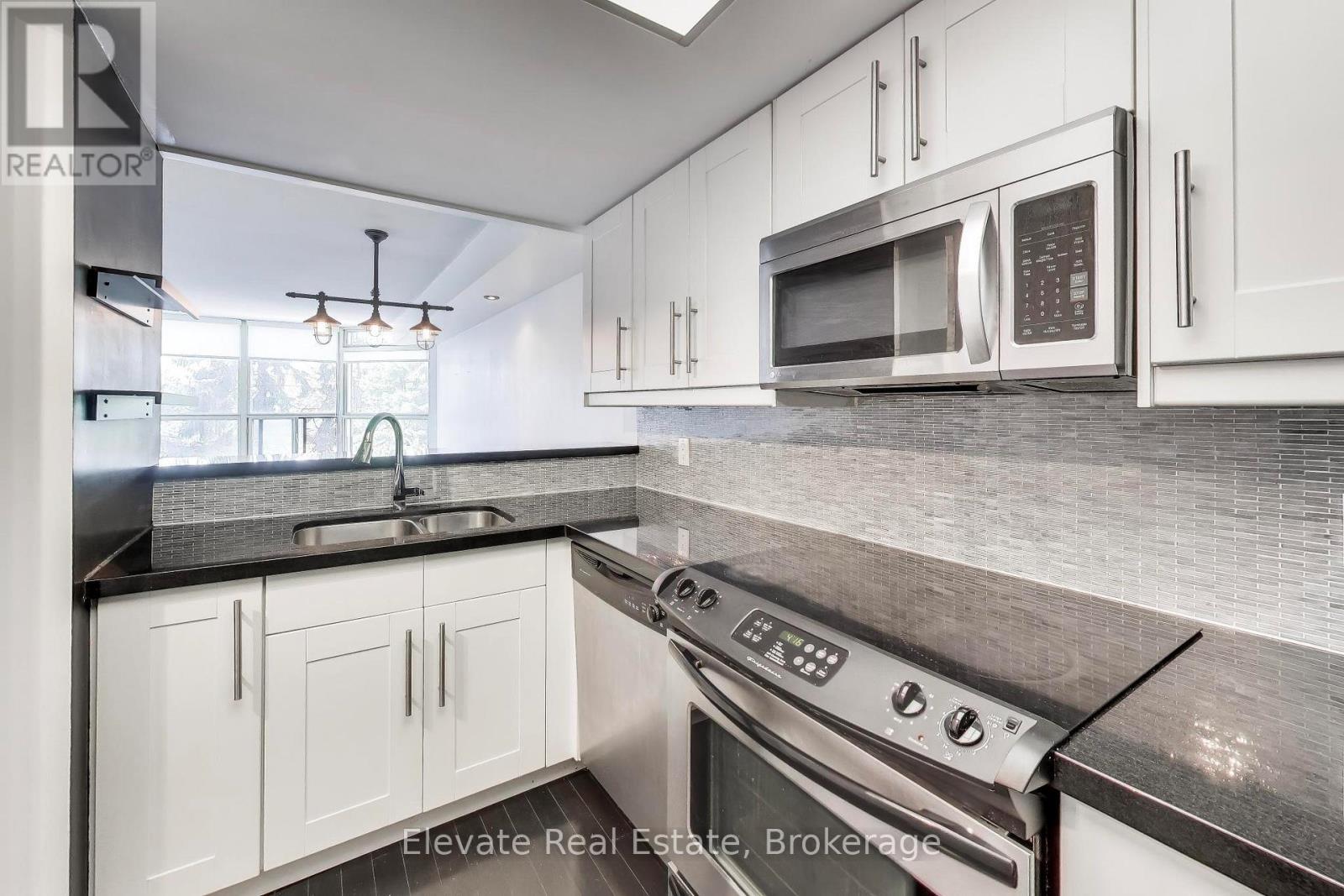 317 - 268 Ridley Boulevard, Toronto, Ontario  M5M 4N3 - Photo 20 - C12996566