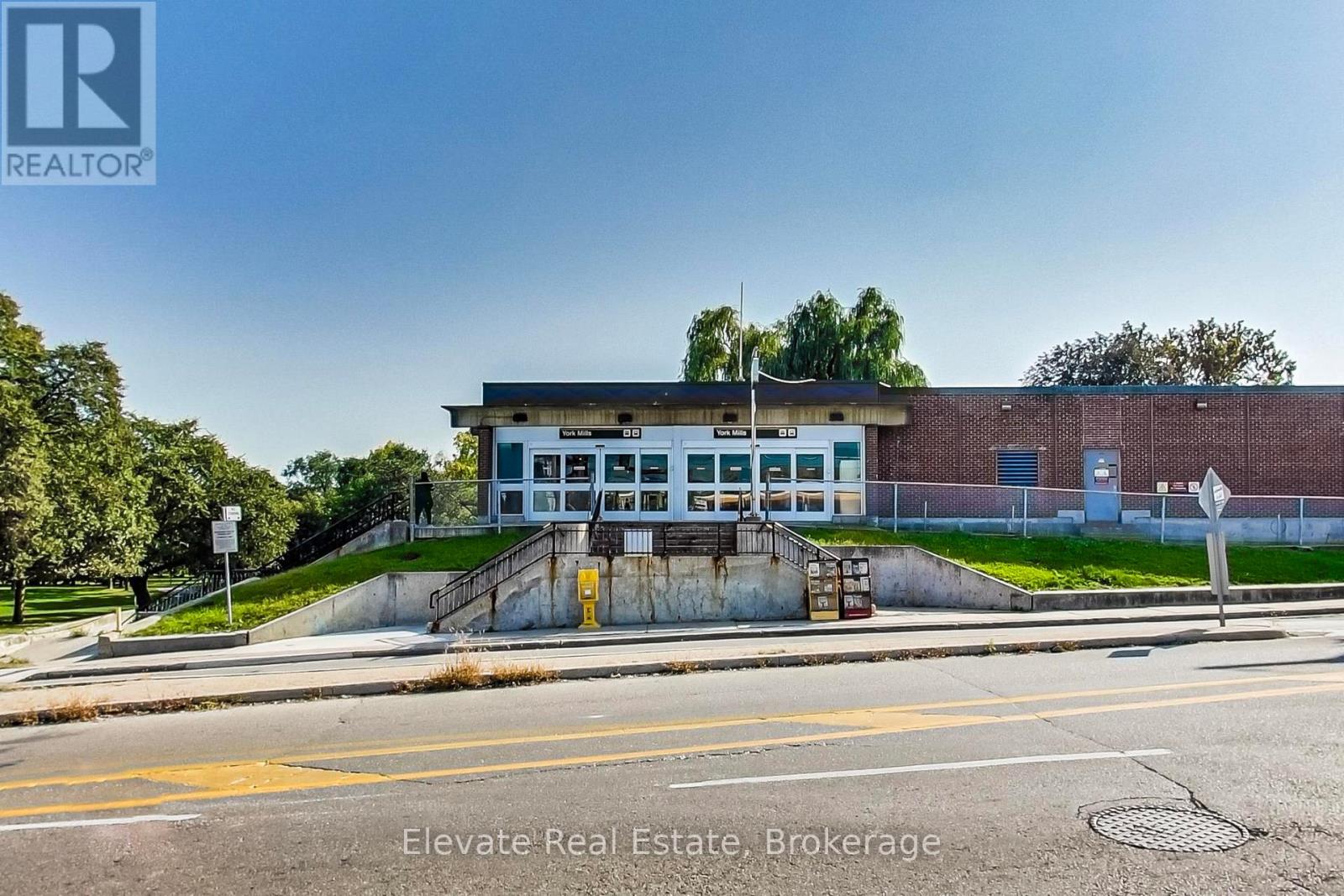 317 - 268 Ridley Boulevard, Toronto, Ontario  M5M 4N3 - Photo 35 - C12996566