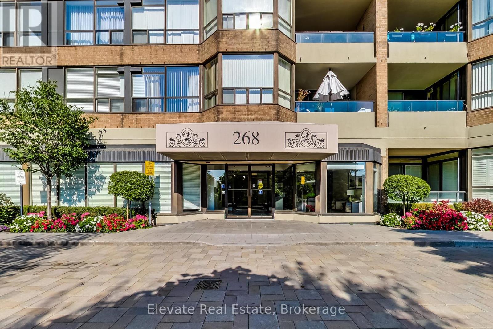 317 - 268 Ridley Boulevard, Toronto, Ontario  M5M 4N3 - Photo 5 - C12996566