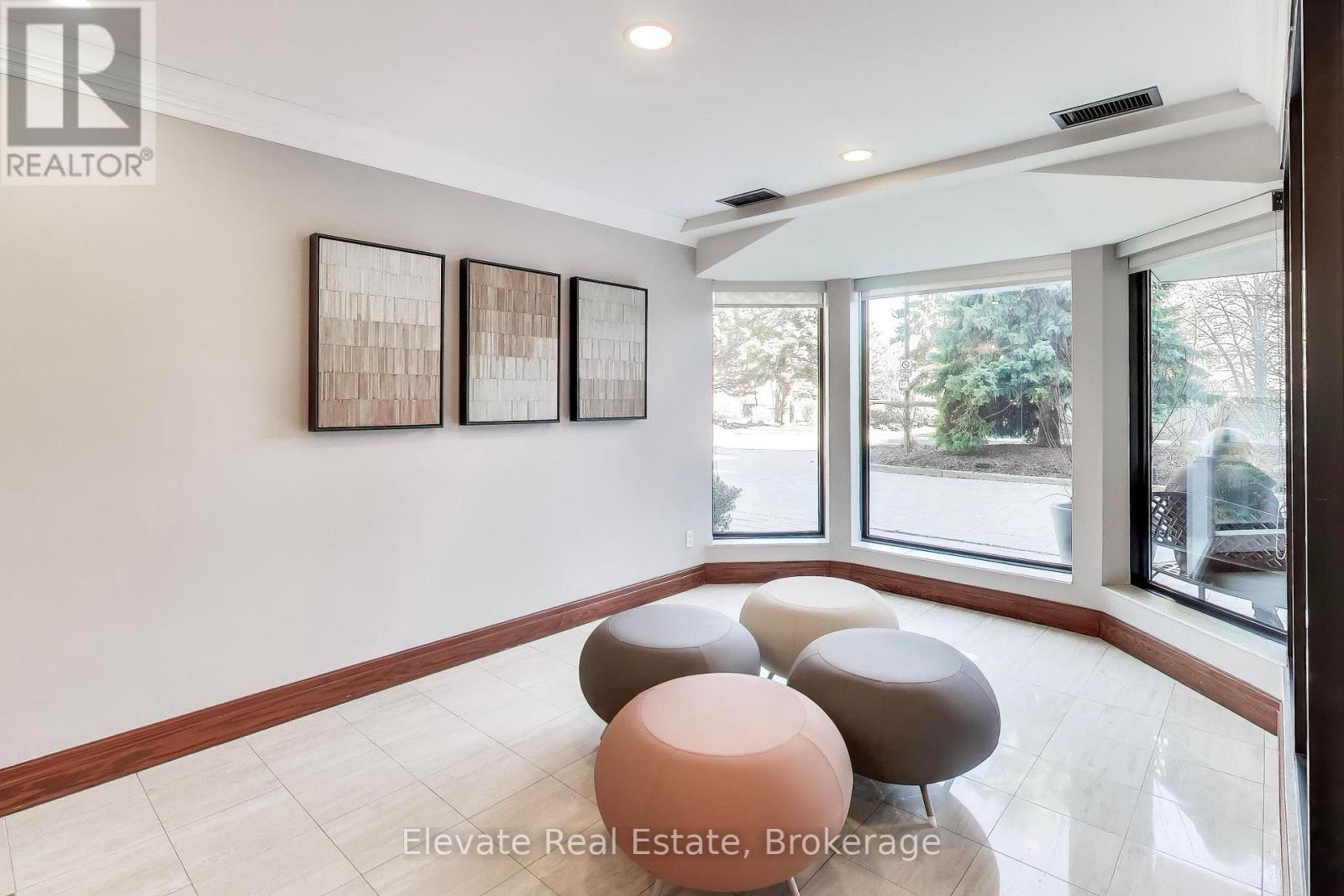 317 - 268 Ridley Boulevard, Toronto, Ontario  M5M 4N3 - Photo 9 - C12996566