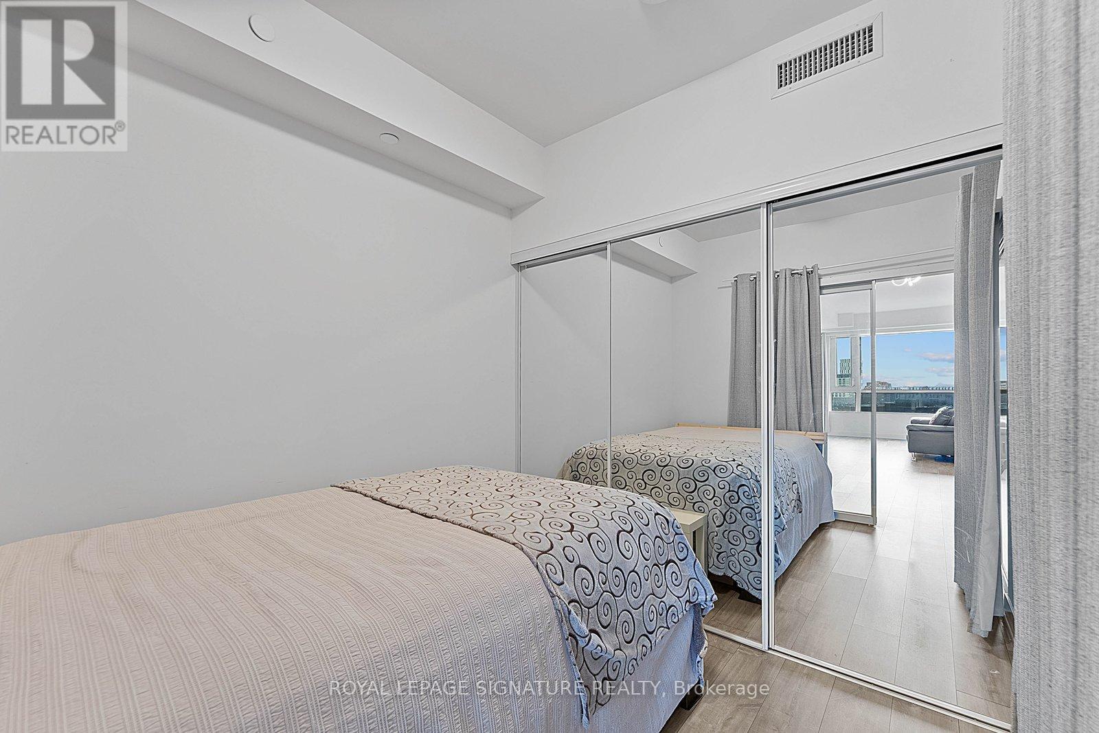 1212 - 70 Princess Street, Toronto, Ontario  M5A 0X6 - Photo 21 - C12996572