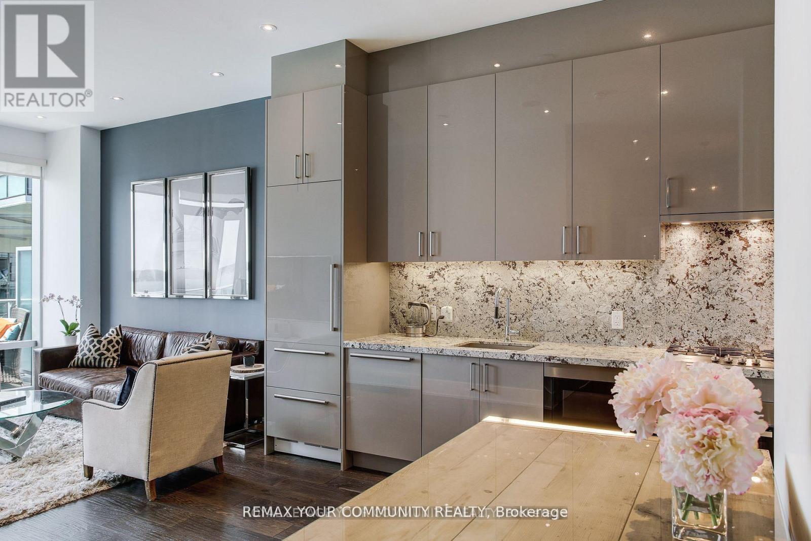 1109 - 39 Queens Quay E, Toronto, Ontario  M5E 0A5 - Photo 15 - C12996578